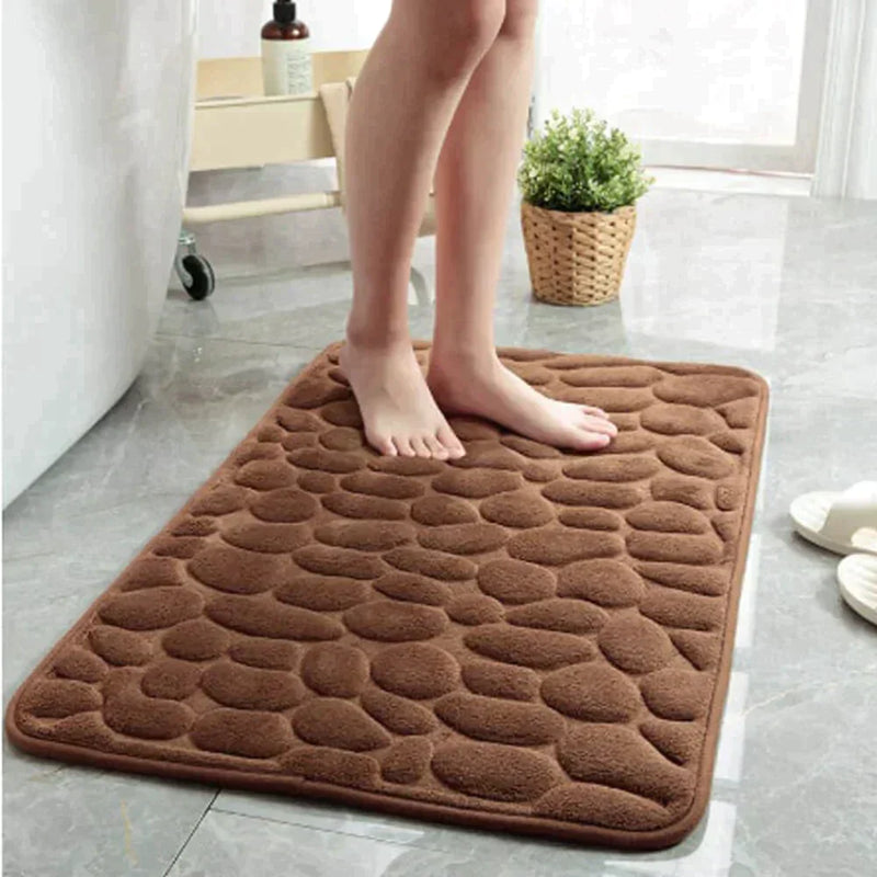 The super soft bath mat for your bathroom